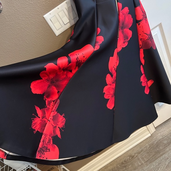 Calvin Klein Floral-Print Fit & Flare Dress - Picture 8 of 13